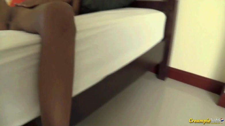 Creampie Thais: Sexy teen-körper an der jungen Wila mit voller muschi, creampie