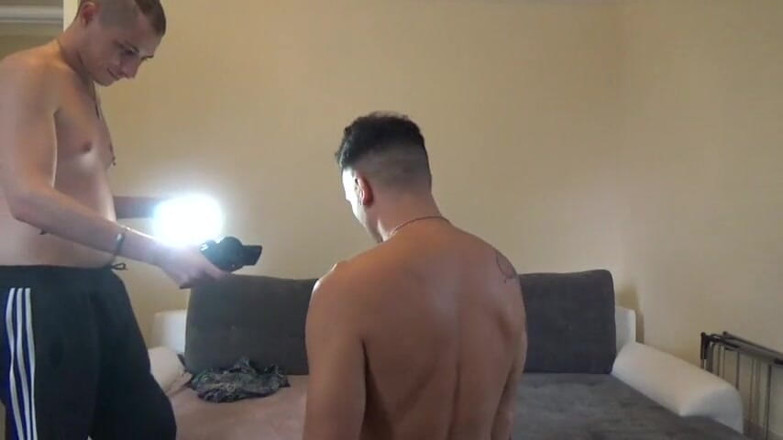 Gaybareback: Backstar webcam porn Leo REX fuck a straight bareback