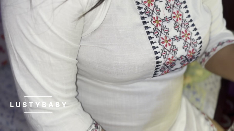 Lustybaby605: Prezerwatywy Spike są noszone przez pisklęta i dziewczyny