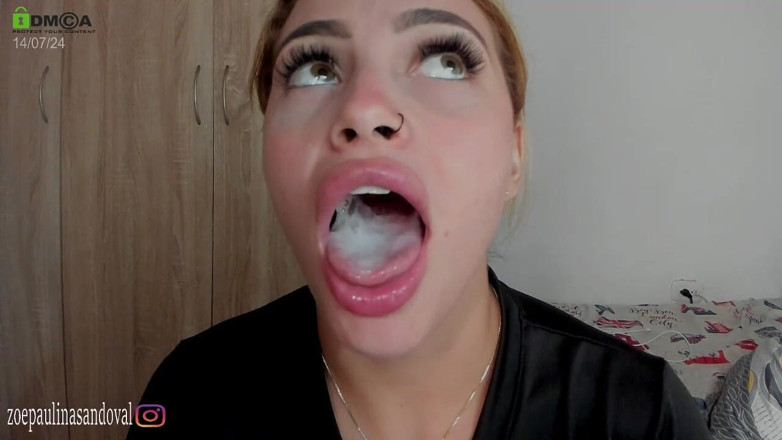zoepaulina: I Suck And Swallow My Boss's Cum