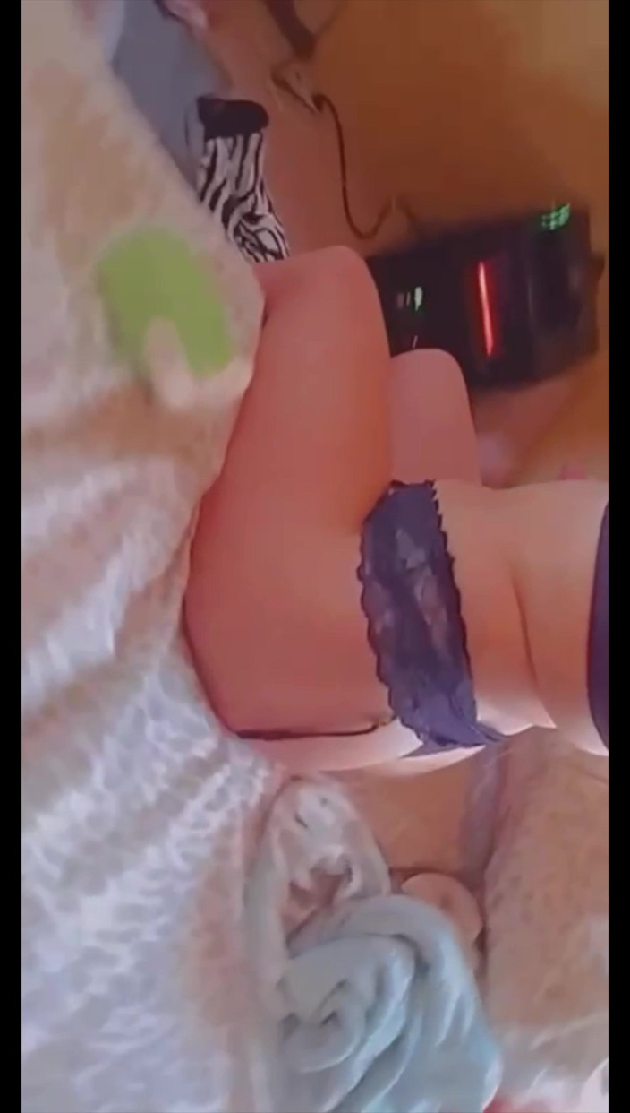 Gonna make you squirt: Jag knullade mig själv flera gånger och gav videon till...