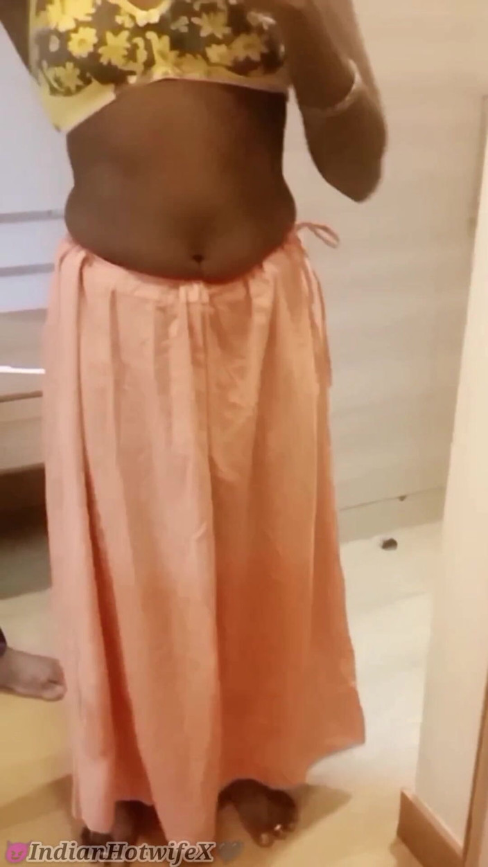 RenuRaj: Tamil desi coura renu deepthroat kouření býkovi, paroháč sleduje! Indický...