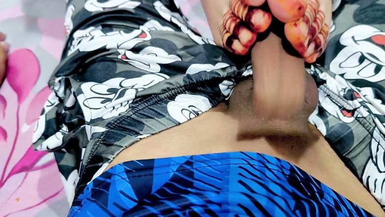 Manosexyscat69: Gospodyni stóp jej wielki twardy kutas footjoob dirty talk w...
