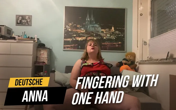 Deutsche Anna: Amputee Costume tricks me to tripple masturbation