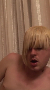 Blonde haired guy fucks his friends deeply in orgy
