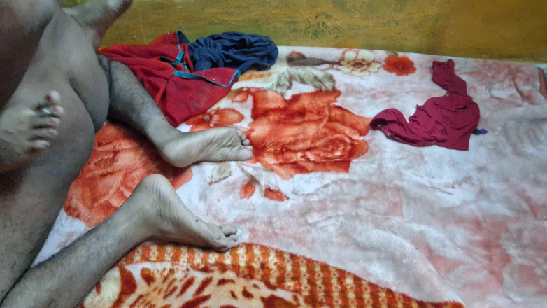 Busty Banuu: Cycata napalona przyrodnia siostra w law fuck przez przyrodniego brata