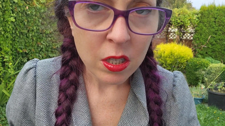 Nerdy Faery: Pissed off!