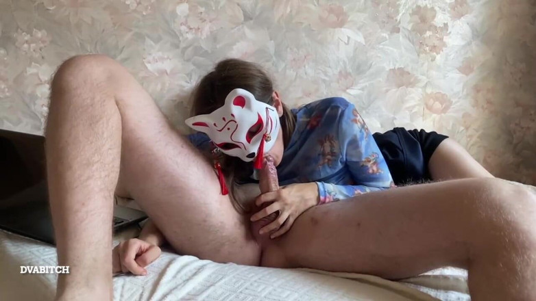 Dvabitch: Kitsune fox mask flicka avsugning