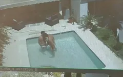 Chupar e foder Enzo Rimenez em piscina privada