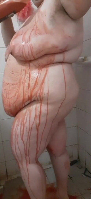 LaLaDelilah: Body paint pouring BBW