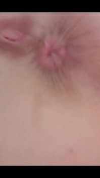 Do You Wanna See My Pretty Noisy Asshole so Close to You?