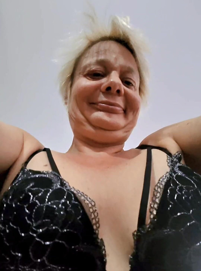 Sofy13: Baise Vaginal Et Anal En Cowgirl