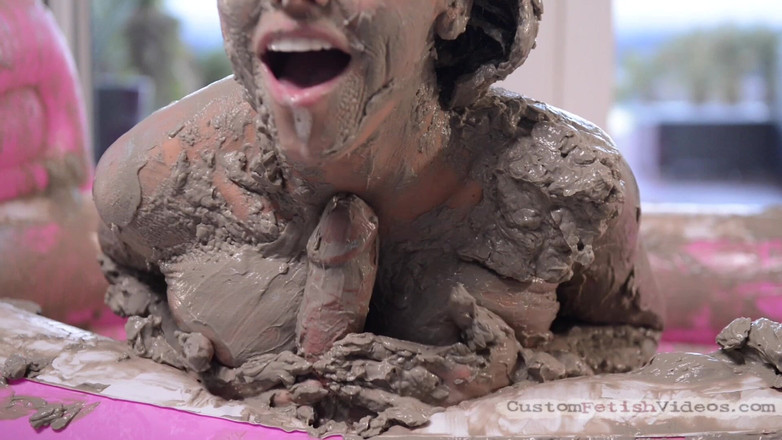 Anatomik Media: Mudbath seksual Adriana Chechik