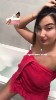 Online in Showerr