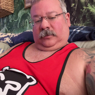 Hand free: Big Penis on Big Belly