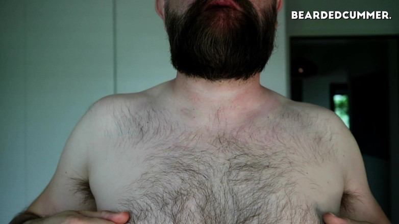 Beardedcummer: 털이 무성한, 가슴, 수염, 젖꼭지 플레이