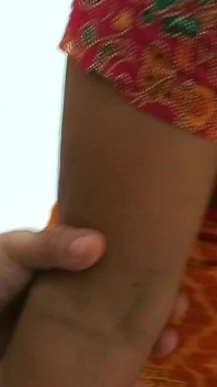 Schönes indisches bhabhi romantisches ficken in Sari mit freund des nachbarn