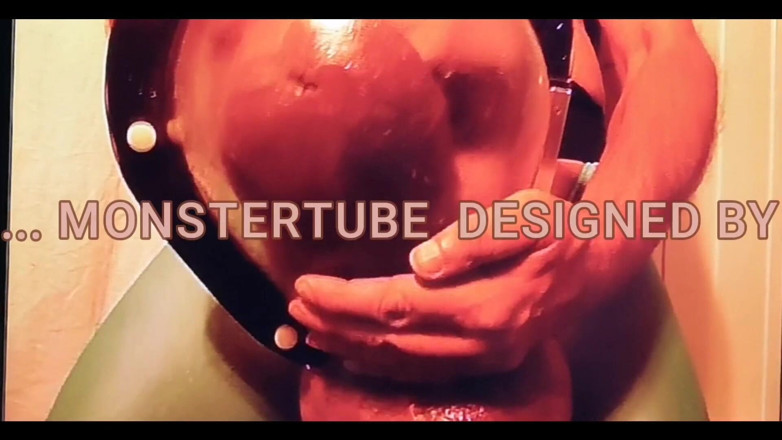 Monster_Meat_: Más bombeo de mi polla dentro de monstertube