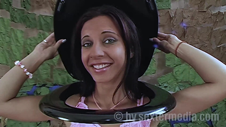 Sextermedia by Pete: Sexy teen bruna scopata duro nel culo