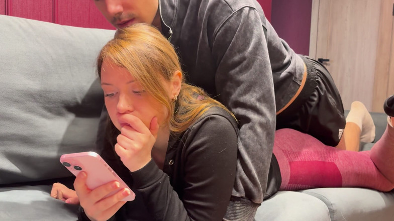 Spacenintenda: Fan Dry humping ignorera session med het tjej i yogabyxor
