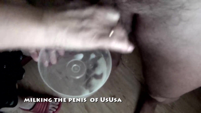 UsUsa: UsUSAの陰茎を搾乳する