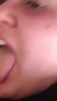 Hemlagad Orgasm - Bella Nicole Kunde Inte Stå Ut Med Det