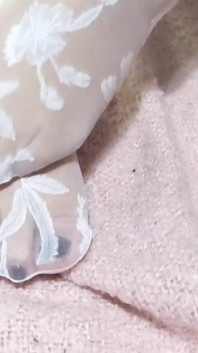 Podržte bílé nohy nylon