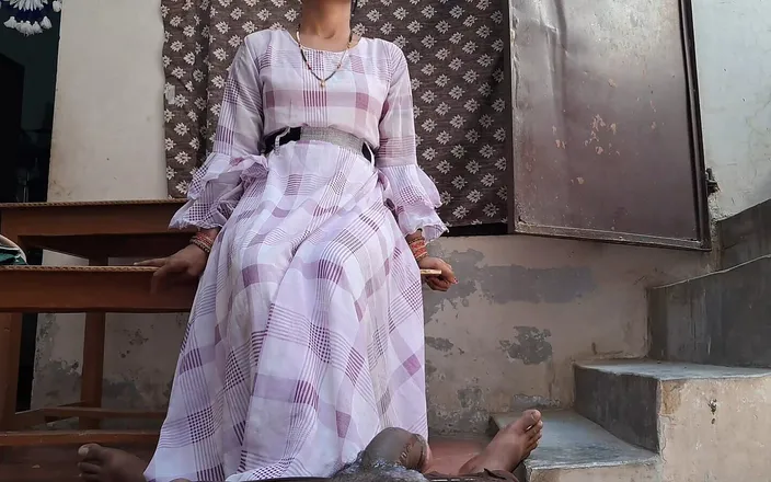 xshika: Hot Indian Friends Wife Xshika Give a Best Blowjob to...