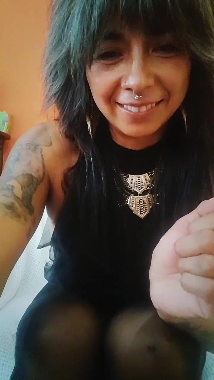 Casia Castro: Smoke break - venha brincar comigo