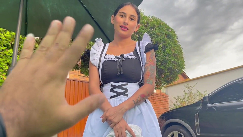 Jenifer Play: Pembantu rumah mahu menghisap zakar bos - Jeniferplay xxx lucah