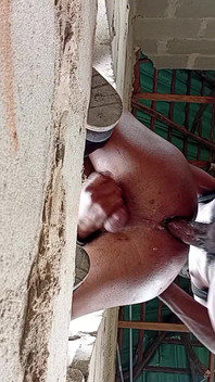 Big Dick Fucks a Wet Hole