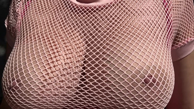 Artemisia Love: Italiana peituda milf Artemisia Love mostrando seus peitões com tesão...