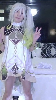 Slender Beauty’s Debut - a New Cosplayer’s First Nahida-inspired Fantasy Night