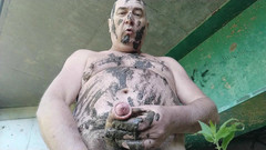 Pascal: Babi melancap dengan stoking smelly dan katil di bawah jambatan...