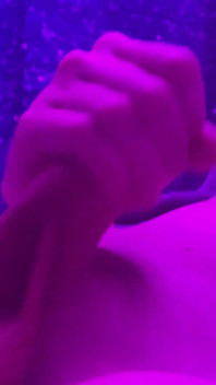 Zrzka teen rychlý orgasmus před spaním