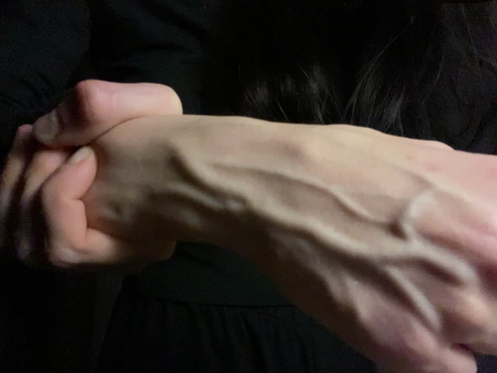 Princess Aisha: Crazy Swollen Veins