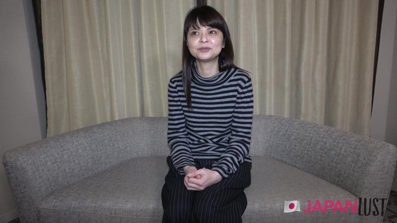 Japan Lust Gold: Shy Asian Girl Turns Wild Sucks Cock in POV, Spreads...