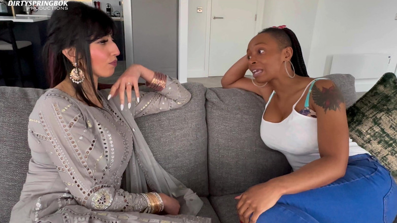 Aaliyah Yasin: La moglie musulmana tradisce suo marito con una ragazza nera