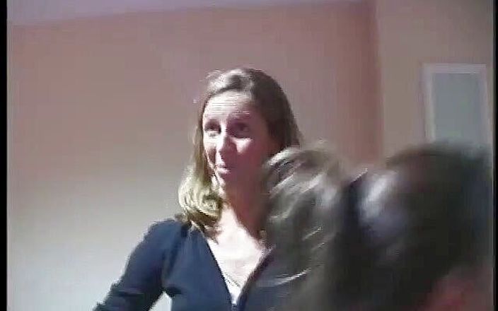 Homegrown GFs: Nikki et Tyler font un quatuor dans un hôtel