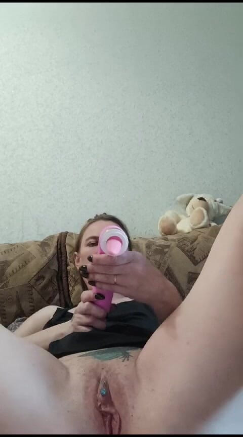 Kira 81: 섹스 토이