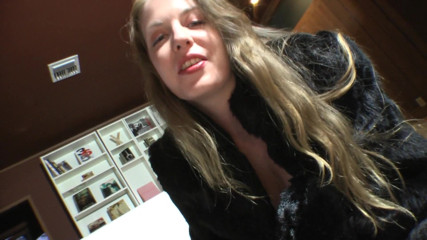 Femdom Sex: Pervert Kinky Teenie dominatrix fur fetish milking!