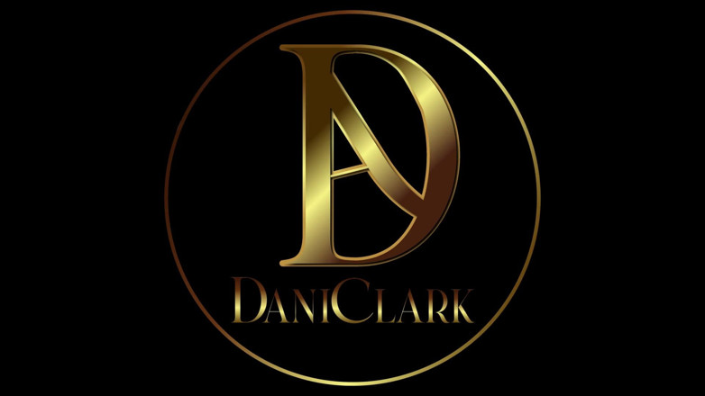 DaniClark: Makcik Berfikir Untuk Bermain Jenis Permainan Lain Dengan Saya