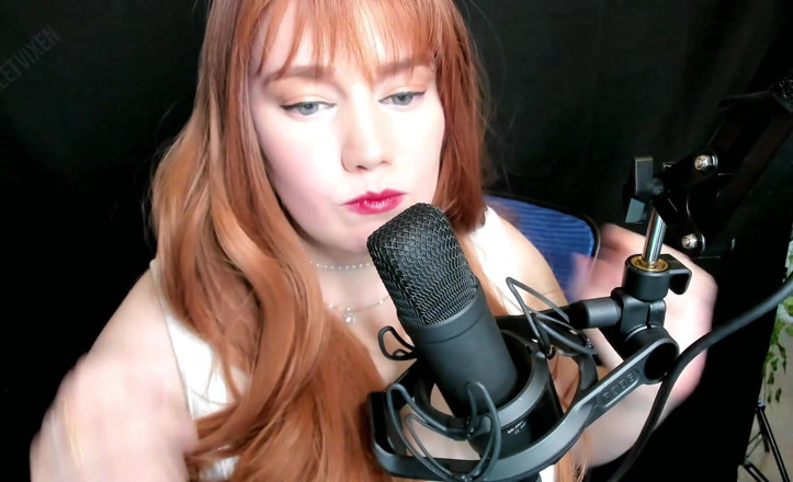 Scarlet Vixen: Mouth Fetish Asmr