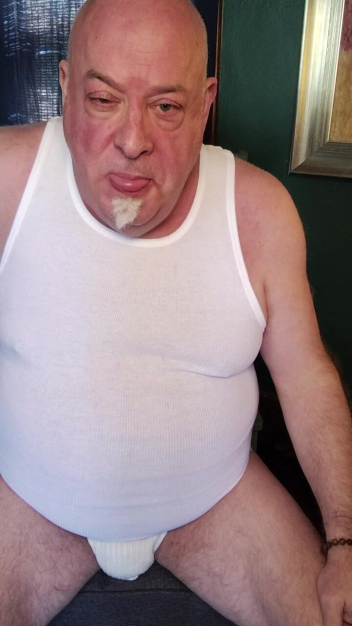 beardaddychub: Ojczym pokazuje pasierbowi, jak on to lubi!