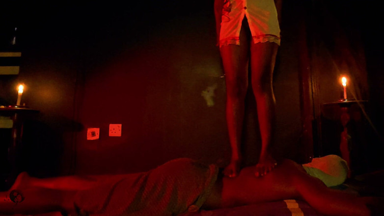 Naturelle Chocolat: Deep Tissue Massage Gets You Relaxed and in the Mood...