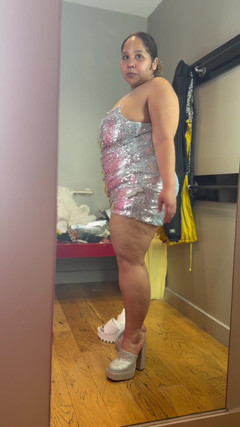 PutiLing: Benen plagen - hoge hakken - minirok - Puerto Ricaanse mami - dikke kont -...