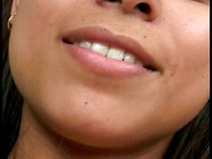 Castings Gone Wild: Awek Asia kecil molek sempurna sedang melakukan aksi video pertamanya