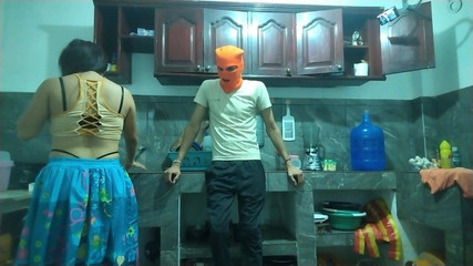 NEGRITA SEXY: Estábamos hablando con mi hermanastra, luego comencé a fantasear con...