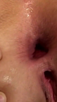 Blonde MILF Spreads Wide for Deep Cock and Cum