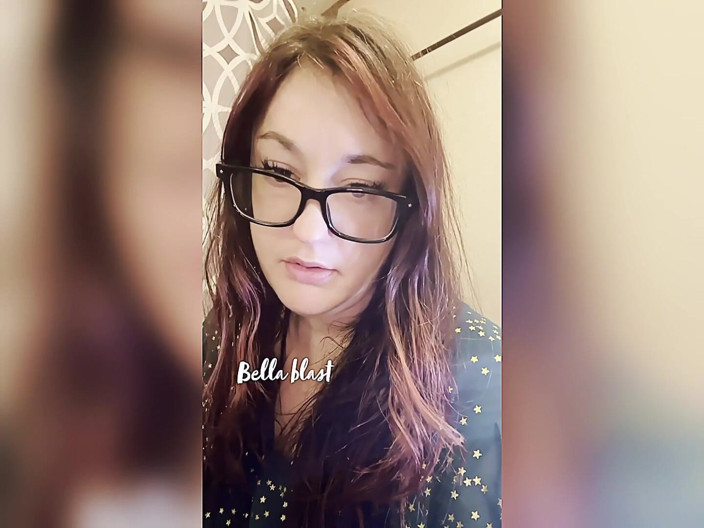 BellaBlast: Scoreggia in bagno compilation 3 di bella blast